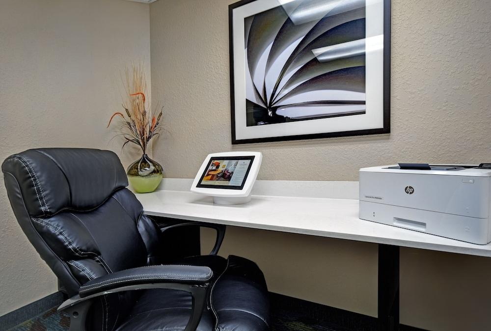 Candlewood Suites Columbia-Fort Jackson By Ihg Eksteriør bilde