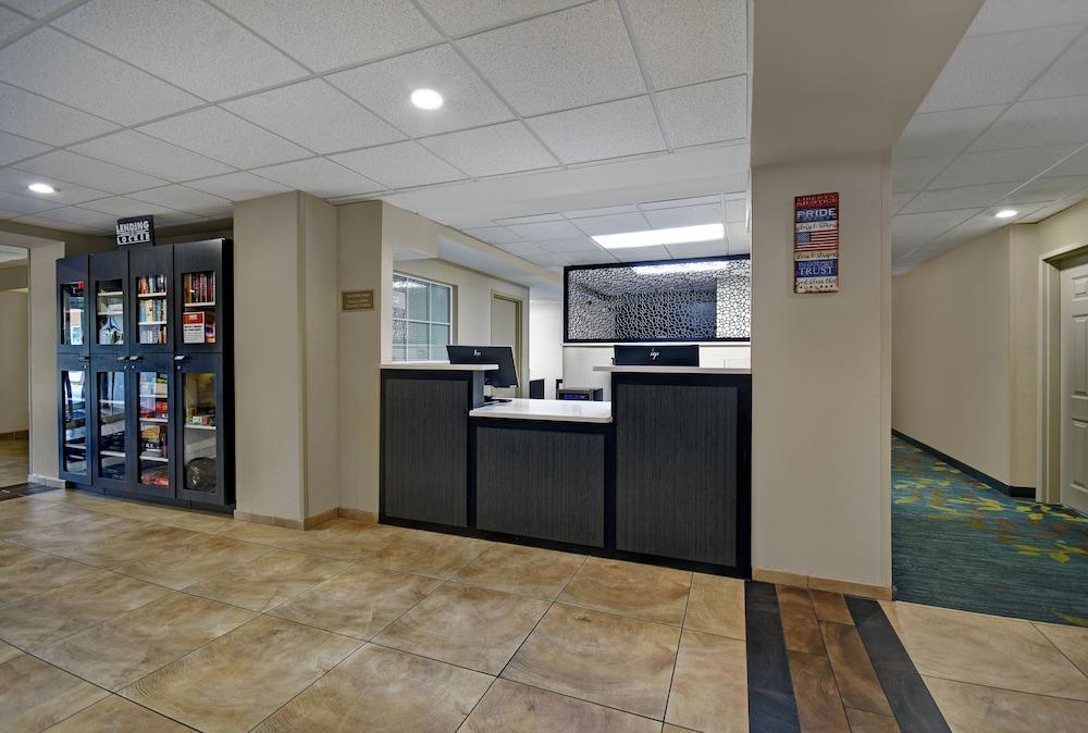 Candlewood Suites Columbia-Fort Jackson By Ihg Eksteriør bilde